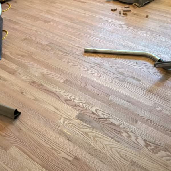 Bona Traffic HD vs oil-based polyurethane: Which floor finish wins in Portland?