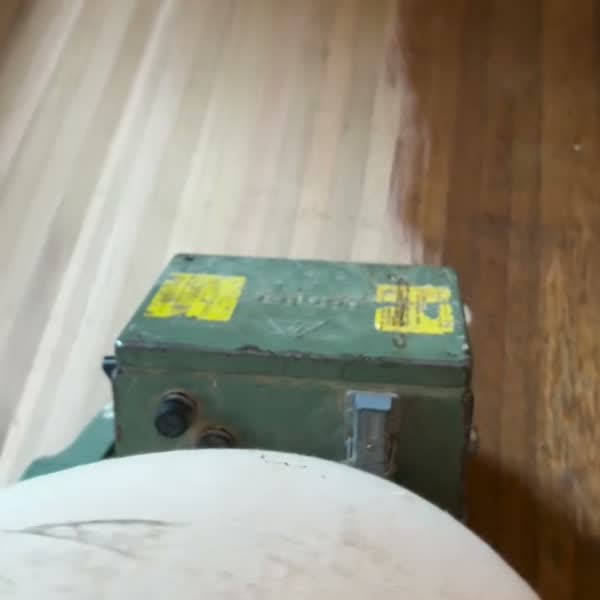 DIY vs professional hardwood floor refinishing: A Portland comparison
