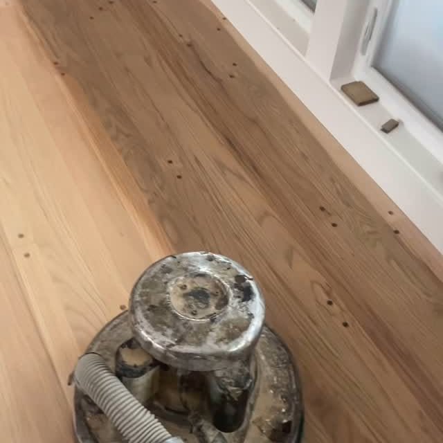 Modern Portland flooring trends & finishes: Natural vs dark stains